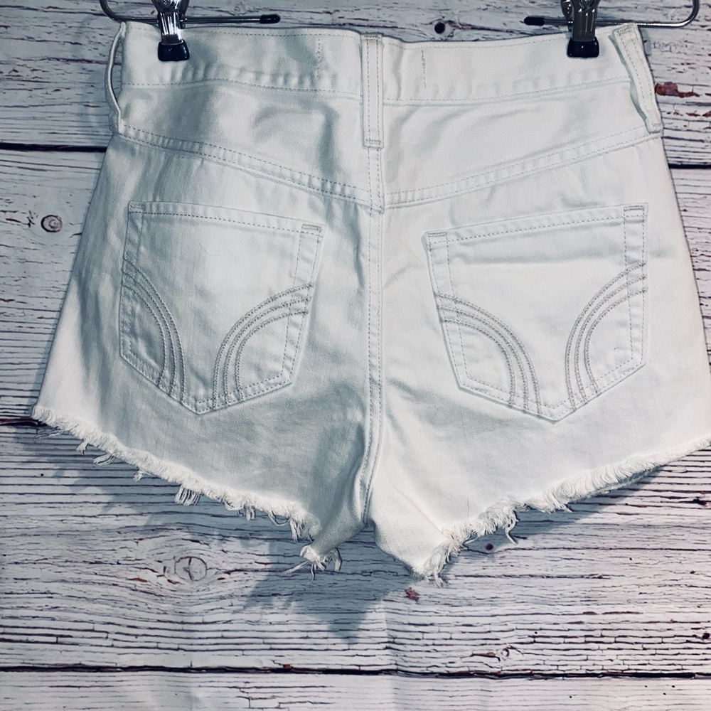 NEW✨HOLLISTER HIGH RISE SHORTS DISTRESSED w LACE - Picture 6 of 9
